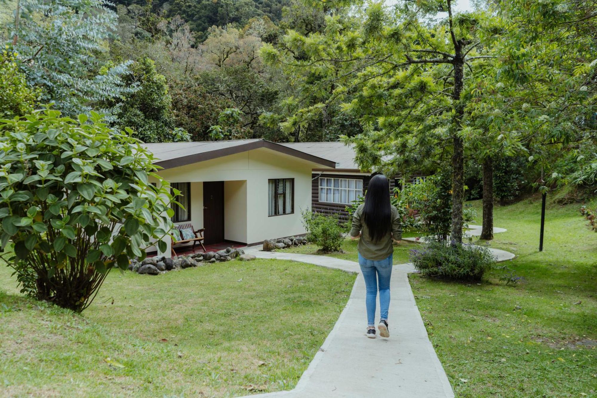 Cabinas El Quetzal San Gerardo de Dota Bagian luar foto